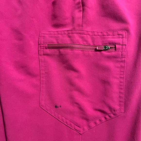 Figs Raspberry Sorbet Set - Picture 7 of 7